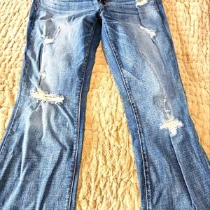 American Eagle distressed jeans